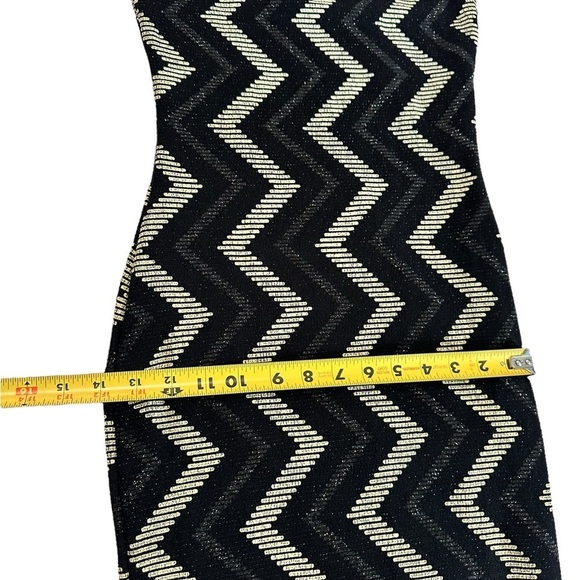 Lovely Day Black Cream Zigzag Print Sparkle Metallic Halter Midi Dress Size S - Picture 12 of 17
